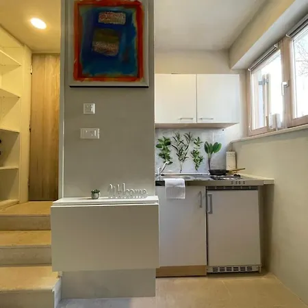 Old Town Luxury Apartment